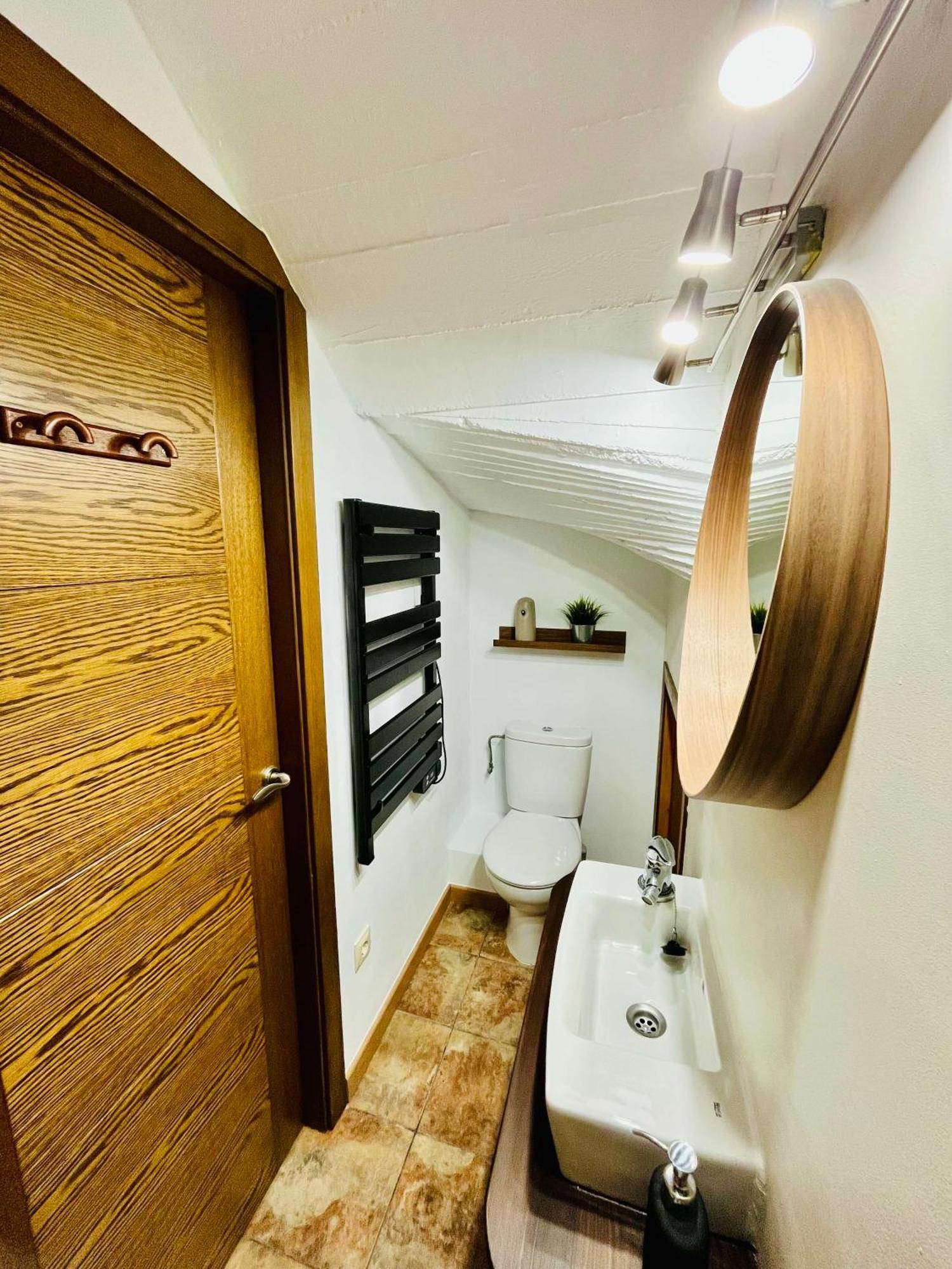 Nuevo Cosy Loft 4Pax Estavar 外观 照片